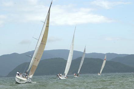 Ragamuffin 90 wins at int’l sailing boat race